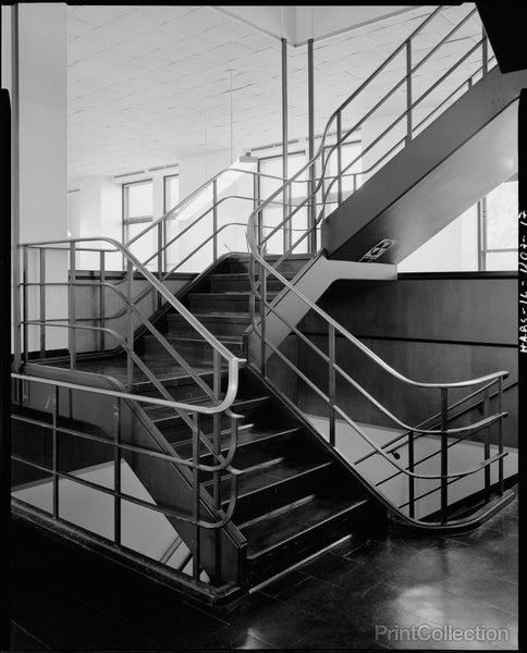 Chicago Park District Administration Building, Stairway