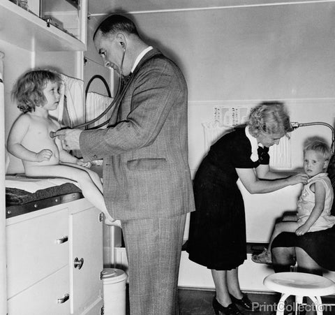 Kiddie Doctor Visit, 1939