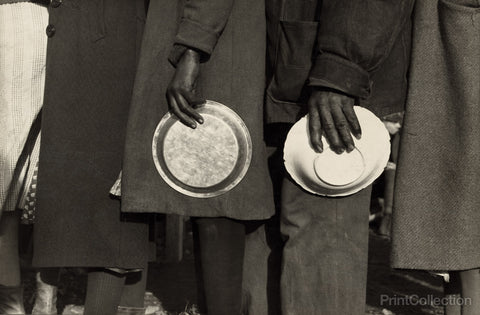 Negroes in the Lineup for Food at Mealtime, 1937