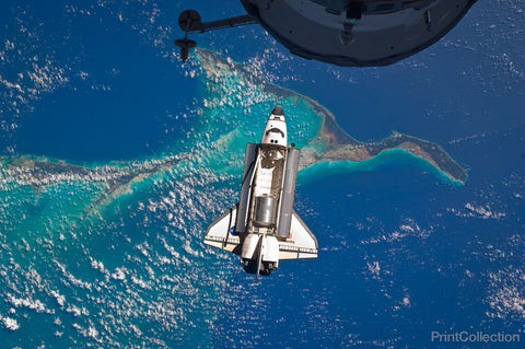 Space Shuttle Atlantis Over the Bahamas