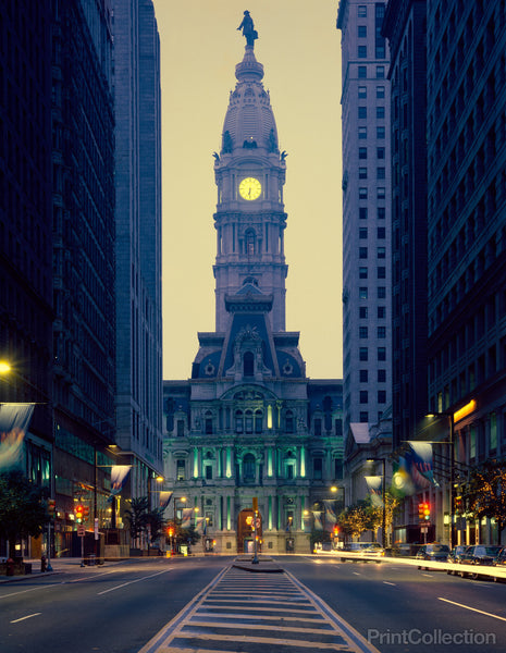 Streetscape view of City Hall, Philadelphia, Pennsylvania